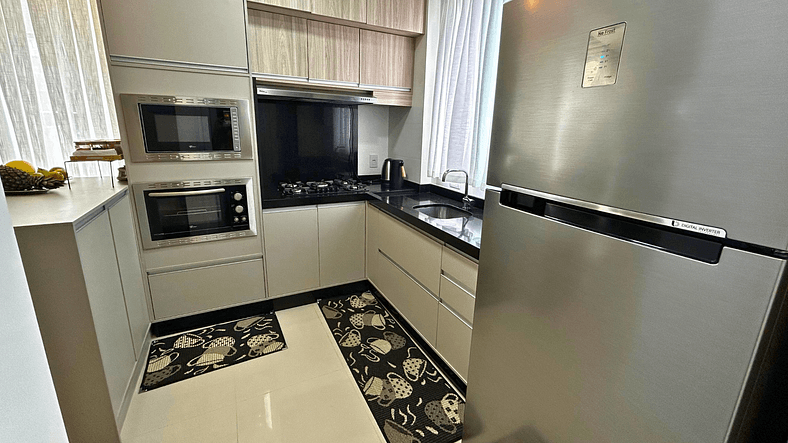 Apartamento Luxuoso 1 Quadra do Mar em Itapema