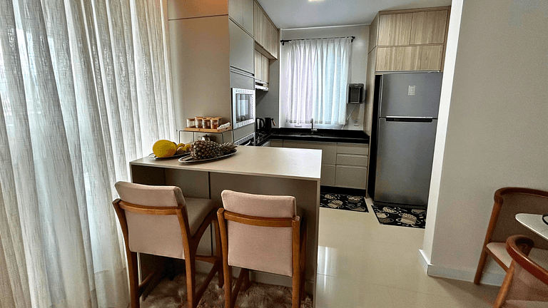 Apartamento Luxuoso 1 Quadra do Mar em Itapema