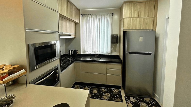 Apartamento Luxuoso 1 Quadra do Mar em Itapema