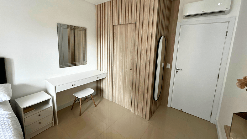 Apartamento Luxuoso 1 Quadra do Mar em Itapema